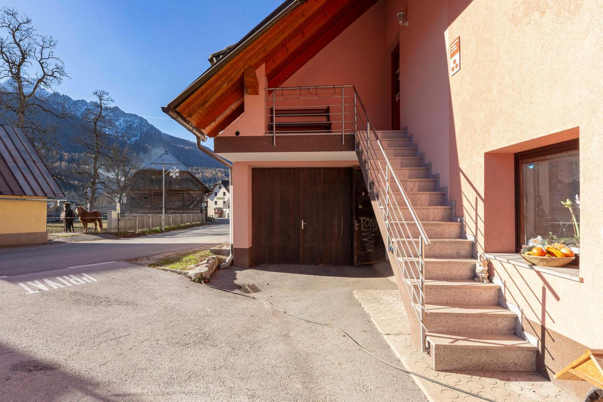 Apartment Pr' Kavac Rateče 外观 照片