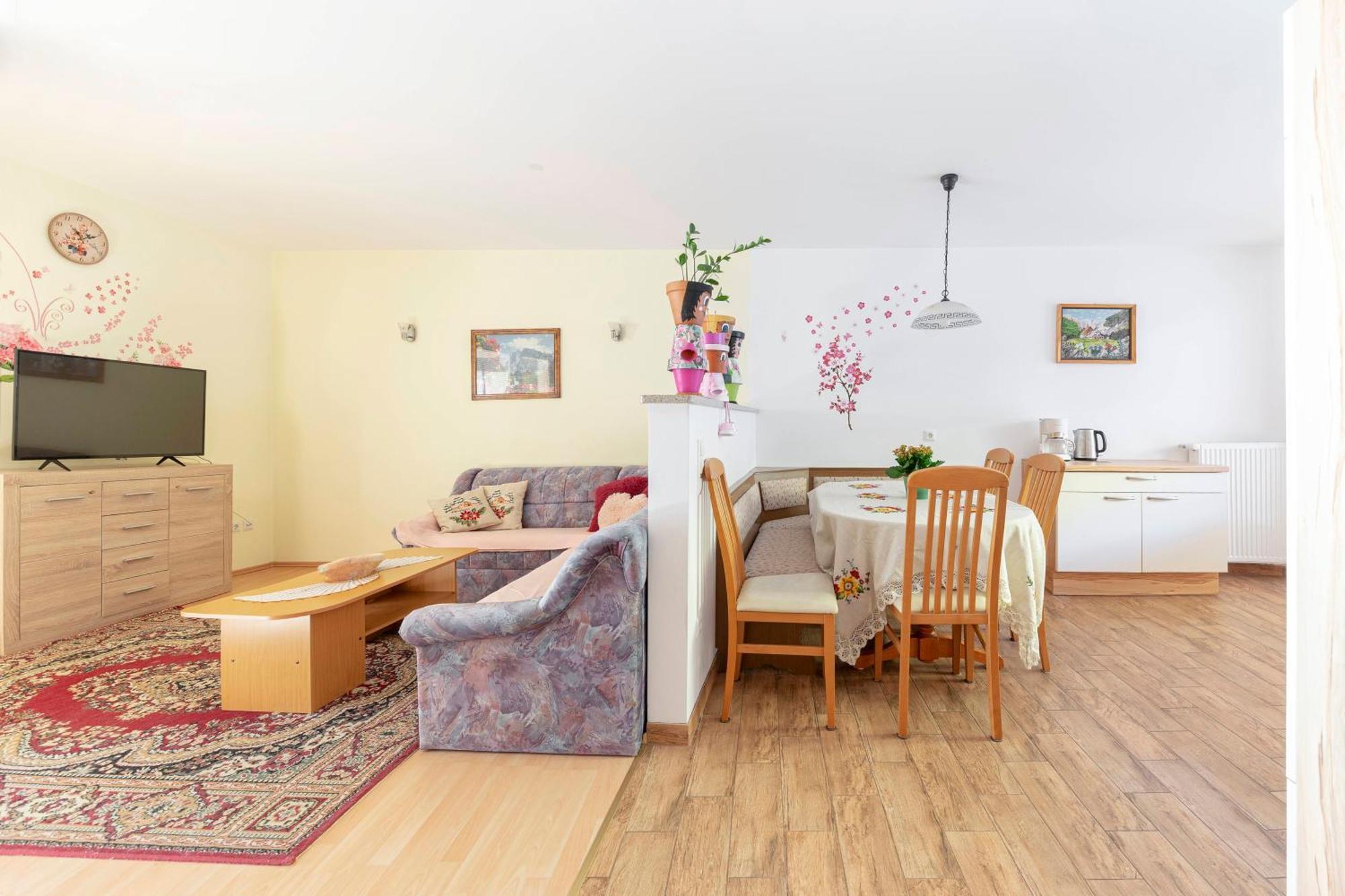 Apartment Pr' Kavac Rateče 外观 照片
